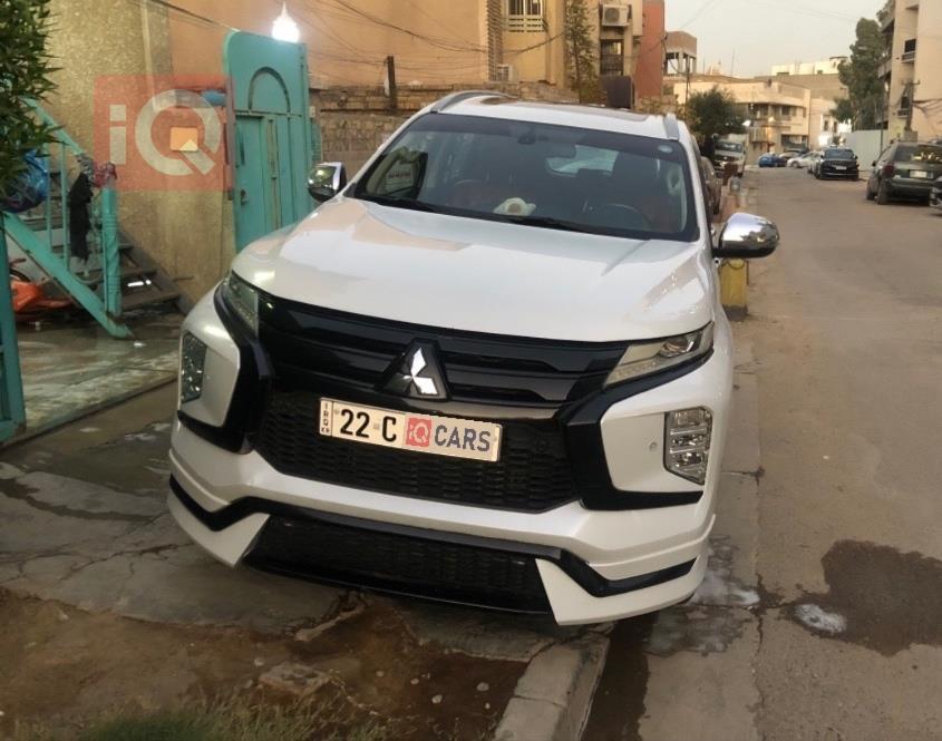 میتسوبیشی پاجیرۆ سپۆرت